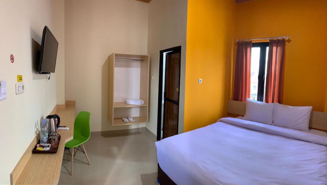 Hotel Sriwijaya 99 Palembang Exteriér fotografie